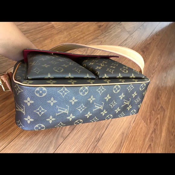MINT Louis Vuitton Viva Cite Monogram GM EUC - Picture 6 of 8